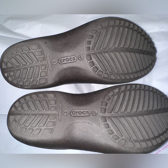 Crocs Tully Women’s Size 6 - Picture 2 of 5